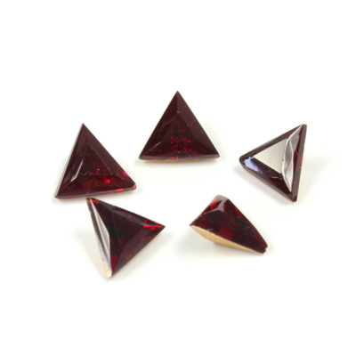 Glass Point Back Tin Table Cut (TTC) Foiled Triangle 08x8MM RUBY