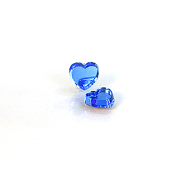German Glass Flat Back Foiled Mirror - Heart 8MM LT SAPPHIRE
