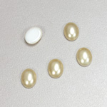 Glass Medium Dome Cabochon Pearl Spray Finish - Oval 10x8MM CREME