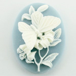Plastic Cameo - Butterfly Oval 40x30MM WHITE ON BLUE