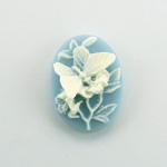 Plastic Cameo - Butterfly Oval 25x18MM WHITE ON BLUE