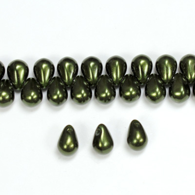 Glass Pendant Pearl Drop 8x6MM HUNTER GREEN