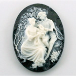 Plastic Cameo - Serenade Oval 40x30MM WHITE ON BLACK