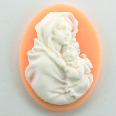 Plastic Cameo - Mother and Child Oval 40x30MM WHITE ON ANGELSKIN