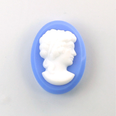 Glass Cameo Woman's Head - Oval 30x22MM WHITE ON BLUE