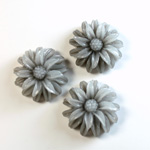 Plastic No-Hole Flower - 2 Layer 19MM GREY WASH