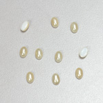 Glass Medium Dome Cabochon Pearl Spray Finish - Oval 06x4MM CREME