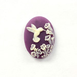 Plastic Cameo - HuMMingbird with Flowers Oval 25x18MM IVORY on PURPLE