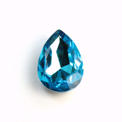 Cut Crystal Point Back Fancy Stone Foiled - Pear 30x20MM AQUA