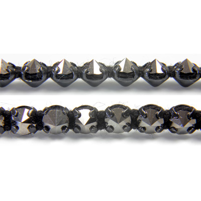 Preciosa Metal Spike Banding 1 Row - Round 15SS SILVER FLARE/BLACK