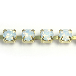 Preciosa MAXIMA Crystal Rhinestone Cup Chain - SS18 WHITE OPAL-RAW