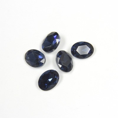 Cut Crystal Point Back Fancy Stone Foiled - Oval 08x6MM MONTANA
