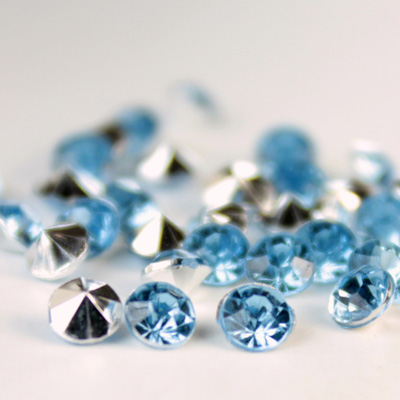 Plastic Point Back Transparent Foiled Chaton - Round 4MM LT SAPPHIRE