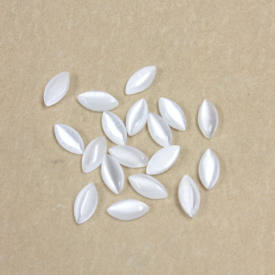 Fiber-Optic Cabochon - Navette 06x3MM CAT'S EYE WHITE