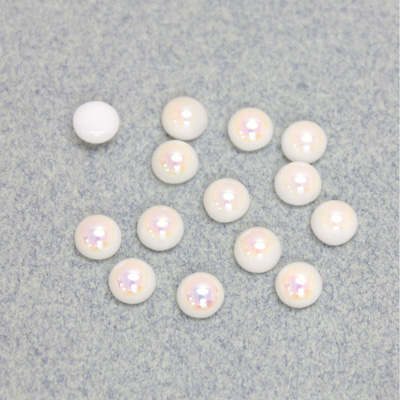 Glass Medium Dome Cabochon - Round 05MM CHALKWHITE AB