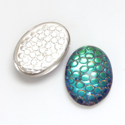 Glass Medium Dome Snakeskin Mosaic Cabochon - Oval 25x18MM HELIO GREEN