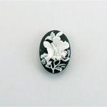 Plastic Cameo - Butterfly Oval 18x13MM WHITE ON BLACK