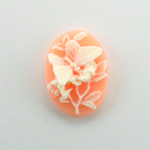 Plastic Cameo - Butterfly Oval 25x18MM WHITE ON ANGELSKIN
