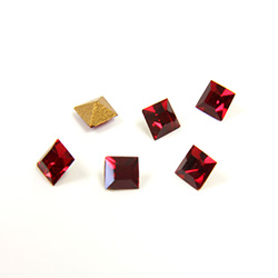 Preciosa Crystal Point Back Fancy Stone - Square 03MM LT SIAM RUBY