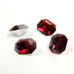 Preciosa Crystal Point Back Fancy Stone - Cushion Octagon 08x6MM ORIENTAL RUBY