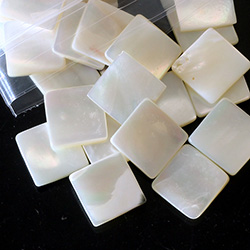 Shell Flat Back Flat Top Straight Side Stone - Square 12x12MM WHITE TROCHUS
