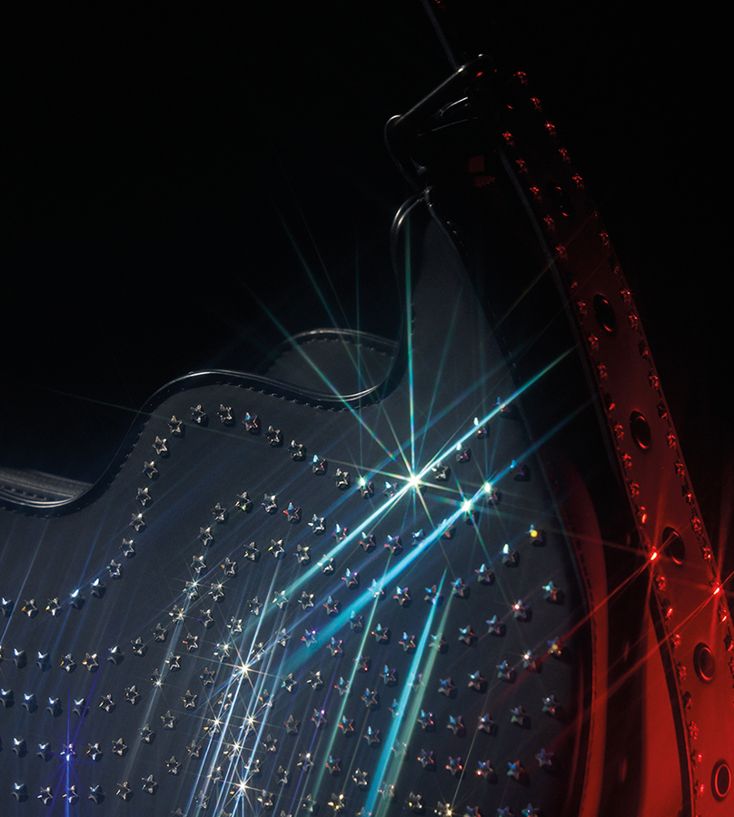 Preciosa's New Star MAXIMA Flatback