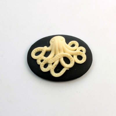 Plastic Cameo - Octopus Oval 25x18MM IVORY ON BLACK