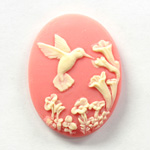 Plastic Cameo - HuMMingbird with Flowers Oval 40x30MM IVORY on PINK