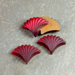 Glass Cabochon - Fan/Shell Shape 19x14MM MATTE RUBY Foiled