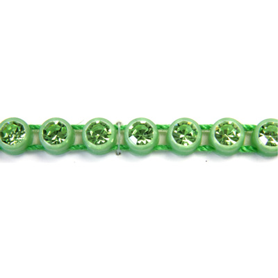 Plastic Rhinestone Banding 1 Row PP26 (SS13) PERIDOT-GRASS