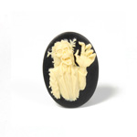 Plastic Cameo - 3D Zombie Oval 25x18MM IVORY ON BLACK