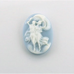 Plastic Cameo - Dance Couple Oval 25x18MM WHITE ON BLUE