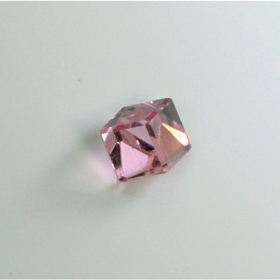 Cut Crystal Foiled Angled Cube 08MM LT ROSE
