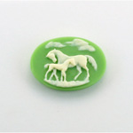 Plastic Cameo - Horses Oval 25x18MM IVORY ON GREEN