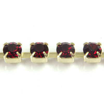 Preciosa MAXIMA Crystal Rhinestone Cup Chain - SS18 SIAM RUBY-RAW