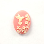 Plastic Cameo - HuMMingbird with Flowers Oval 25x18MM IVORY on PINK