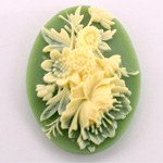 Plastic Cameo - Flower Bouquet Oval 40x30MM IVORY ON GREEN