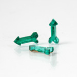 German Glass Flat Back Foiled Mirror - Arrow 10x4 EMERALD